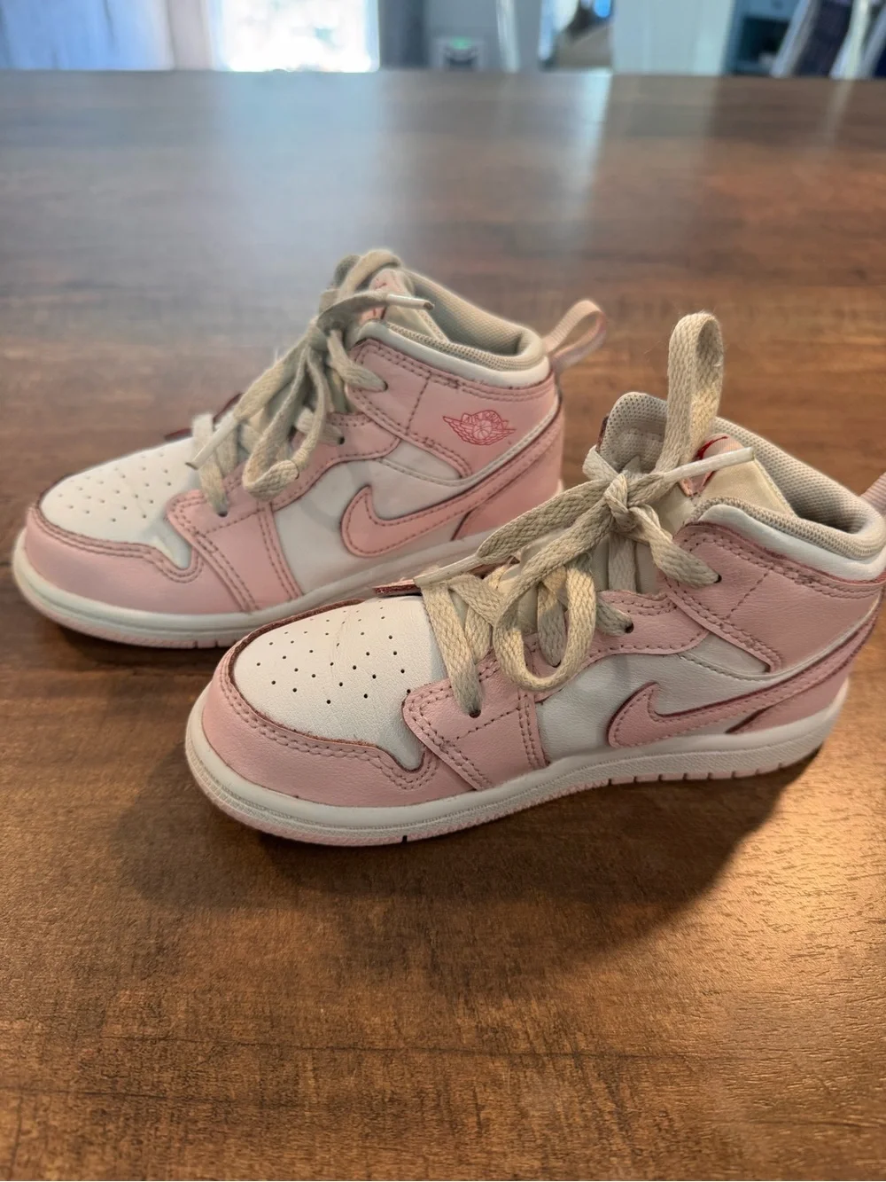 Nike Air Jordan 1 Mid Pink White Toddler Girls Sneakers Size 10C
